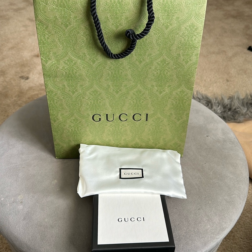 Gucci bag. Box and dust bag.